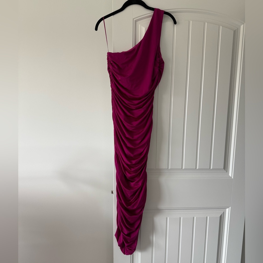 One-Shoulder Ruched Fuchsia Dress - Picture 4 of 6